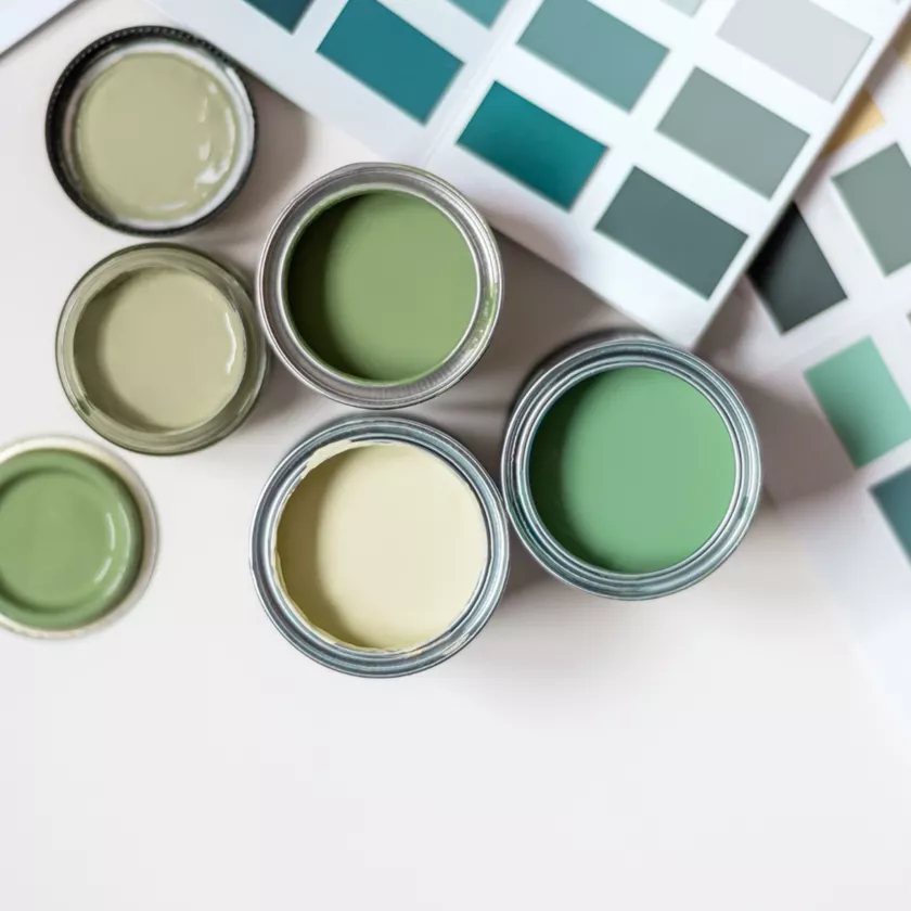 triethanoloamine as a stabilizer in paints and oils